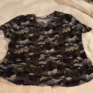 Scrubstar Camo Print Short Sleeve Top